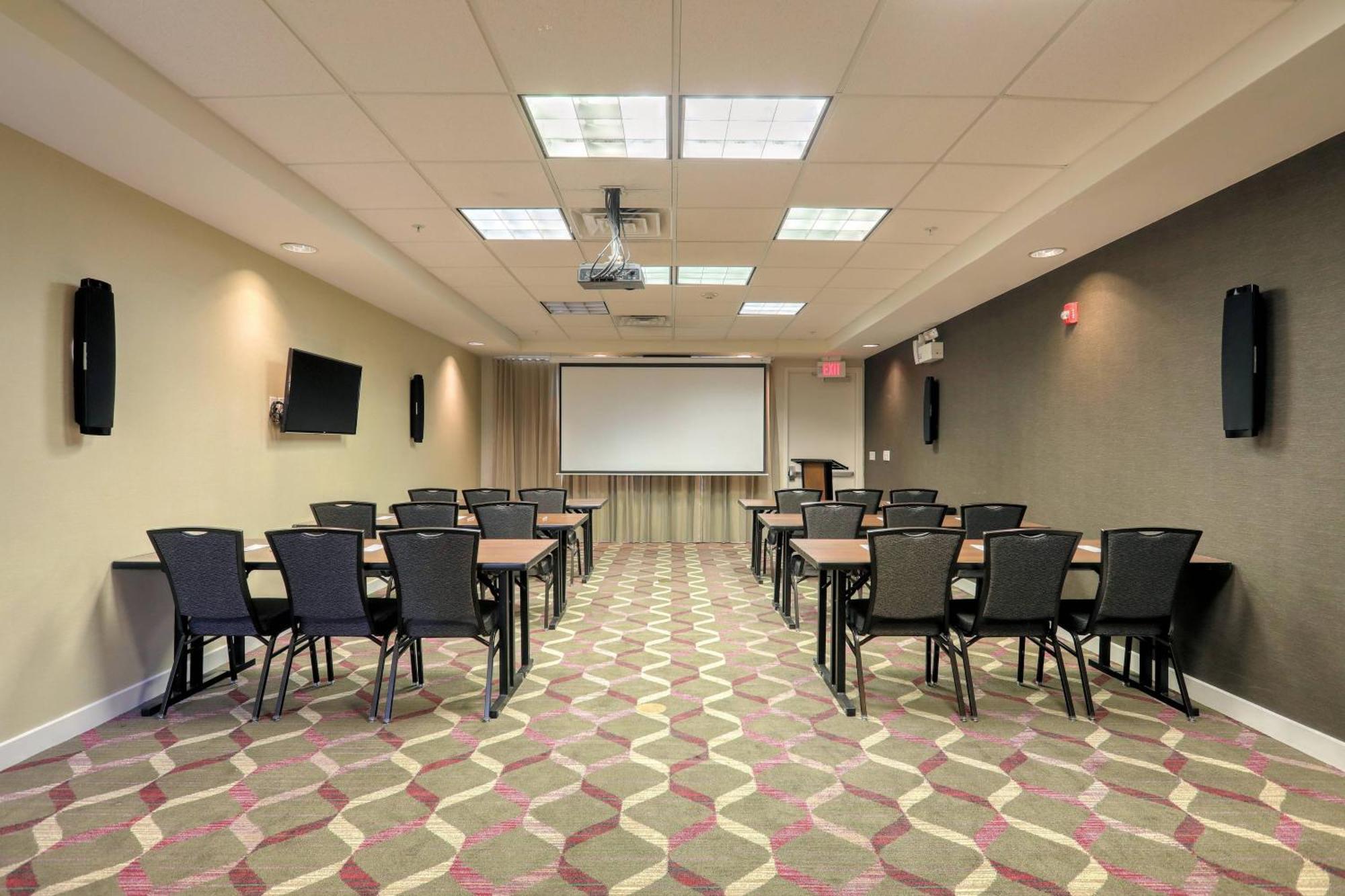 Residence Inn By Marriott Woodbridge Edison/Raritan Center Екстериор снимка