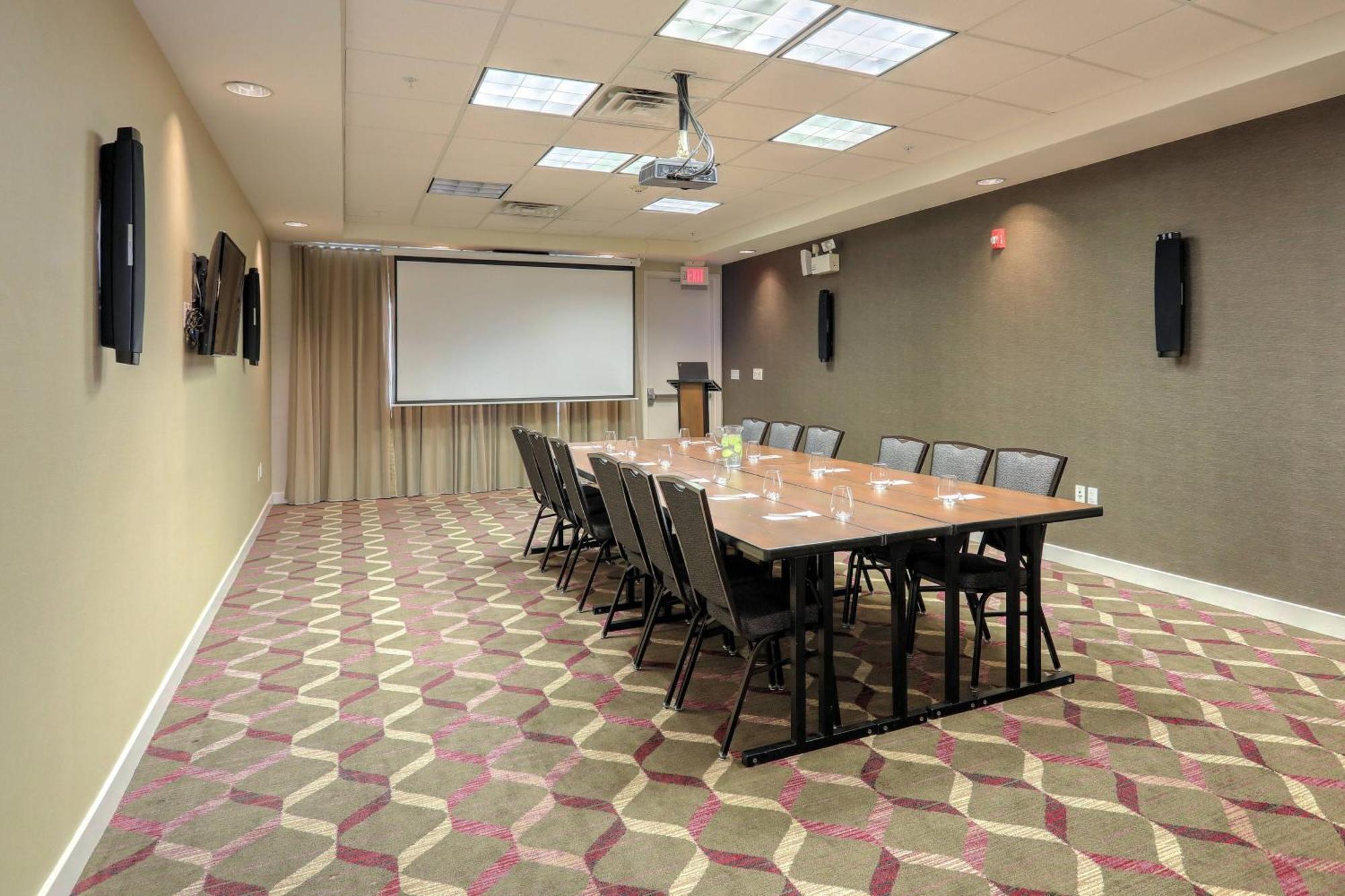 Residence Inn By Marriott Woodbridge Edison/Raritan Center Екстериор снимка