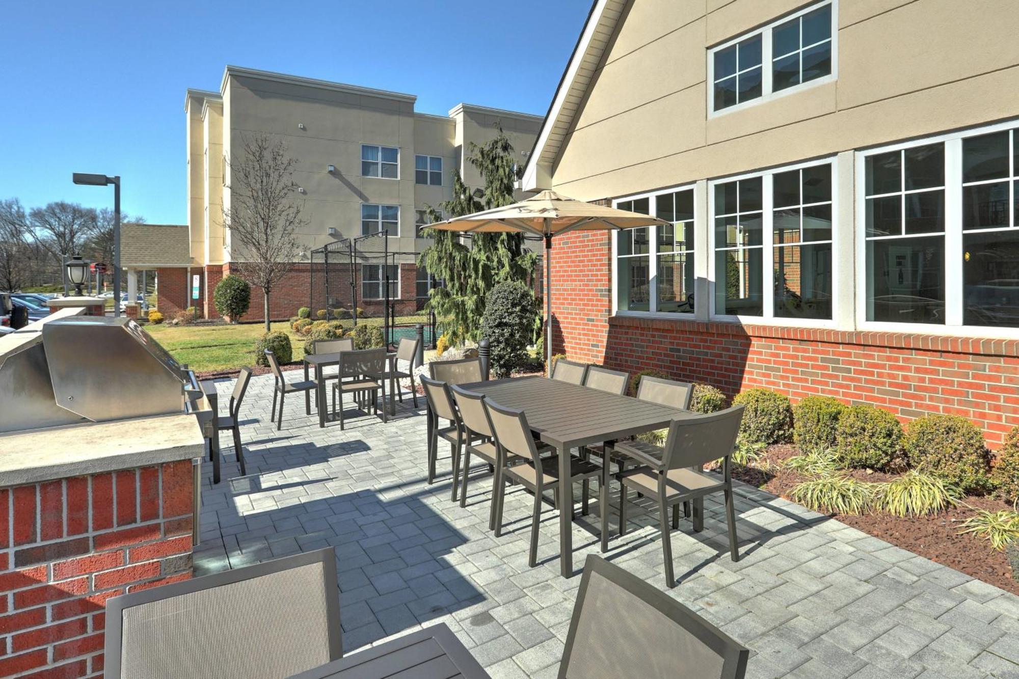 Residence Inn By Marriott Woodbridge Edison/Raritan Center Екстериор снимка
