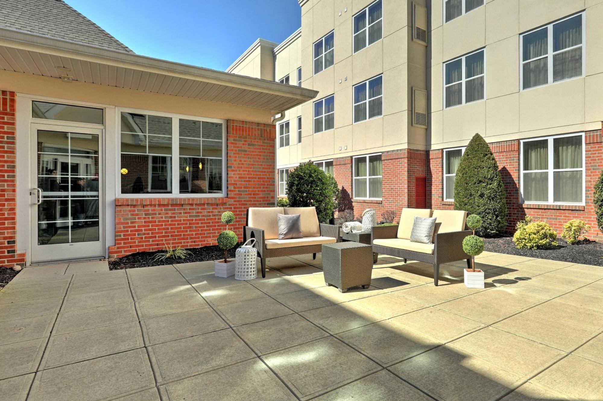 Residence Inn By Marriott Woodbridge Edison/Raritan Center Екстериор снимка